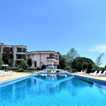 Baratero Vlas Marina Apartment Sveti Vlas Luaran gambar