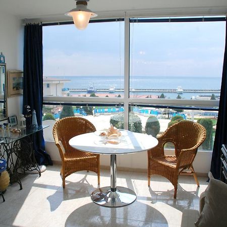 Baratero Vlas Marina Apartment Sveti Vlas Luaran gambar