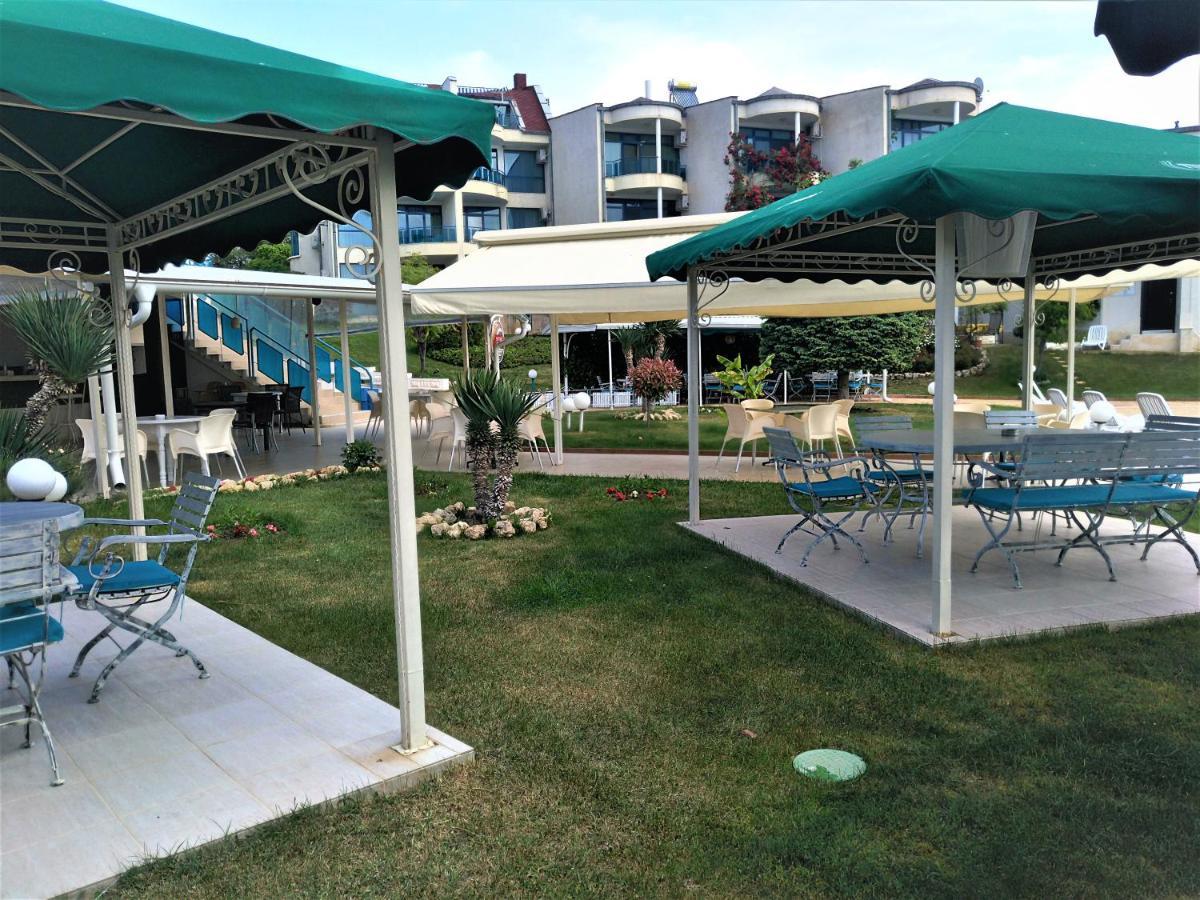 Baratero Vlas Marina Apartment Sveti Vlas Luaran gambar